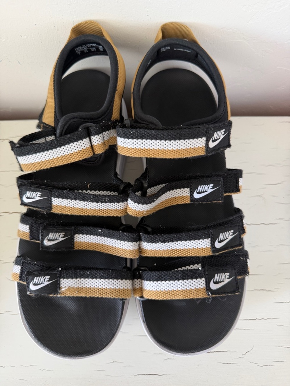 Nike Icon Classic Platform Sandals Strappy Sport Black Gold 9 - Picture 3 of 5